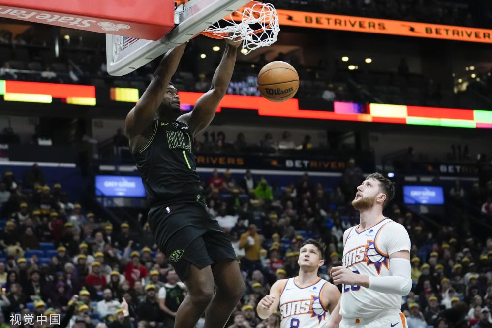 地上都能游 地上都能游